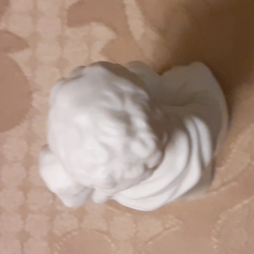 Avon Nativity Collectibles The Shepard Boy Porcelain Figurine